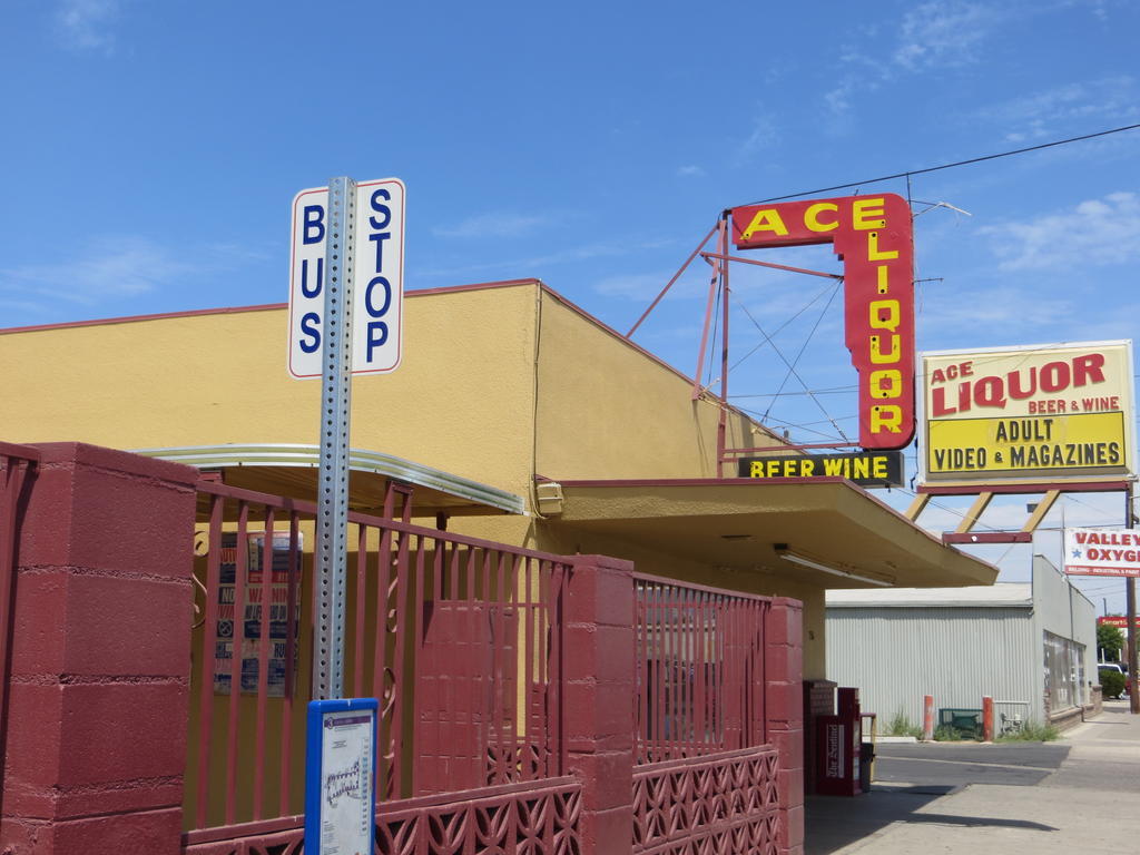 Travel Haven Motel Hanford Exteriör bild